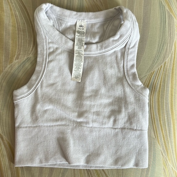 ALO Yoga Tops - Alo top size extra small